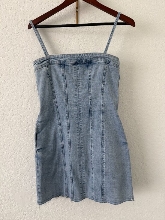 Miou Muse Dresses & Skirts - Miou Muse Denim Mini Dress – M- Boutique- Summer MSRP $80